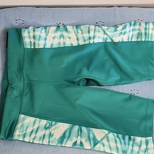 Nike girls XL dri-fit training shorts